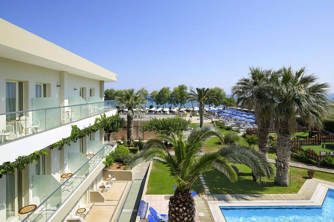 A Malia Bay Beach Hotel and Bungalows hotel