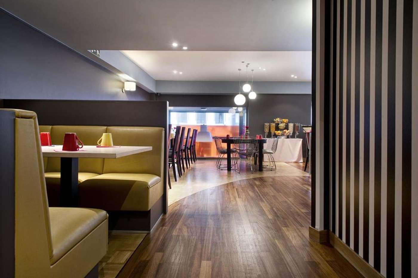 PREMIER SUITES PLUS Antwerp-Belgium-ANTWERP-Lobby-6