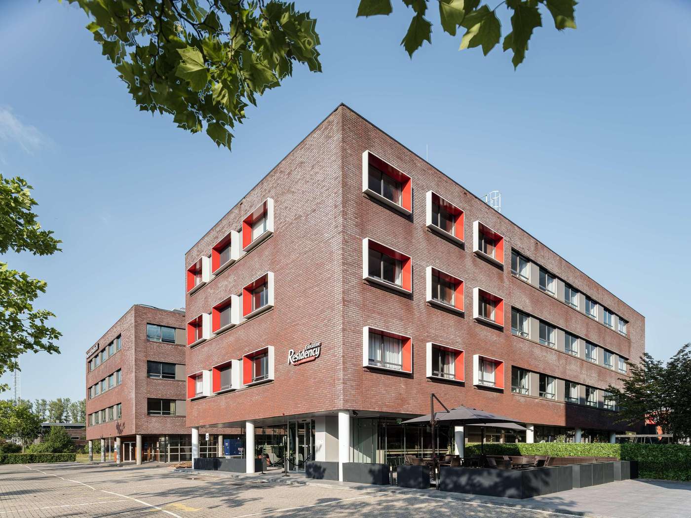 Executive-Residency-by-Best-Western-Amsterdam-Airport-General-view-1