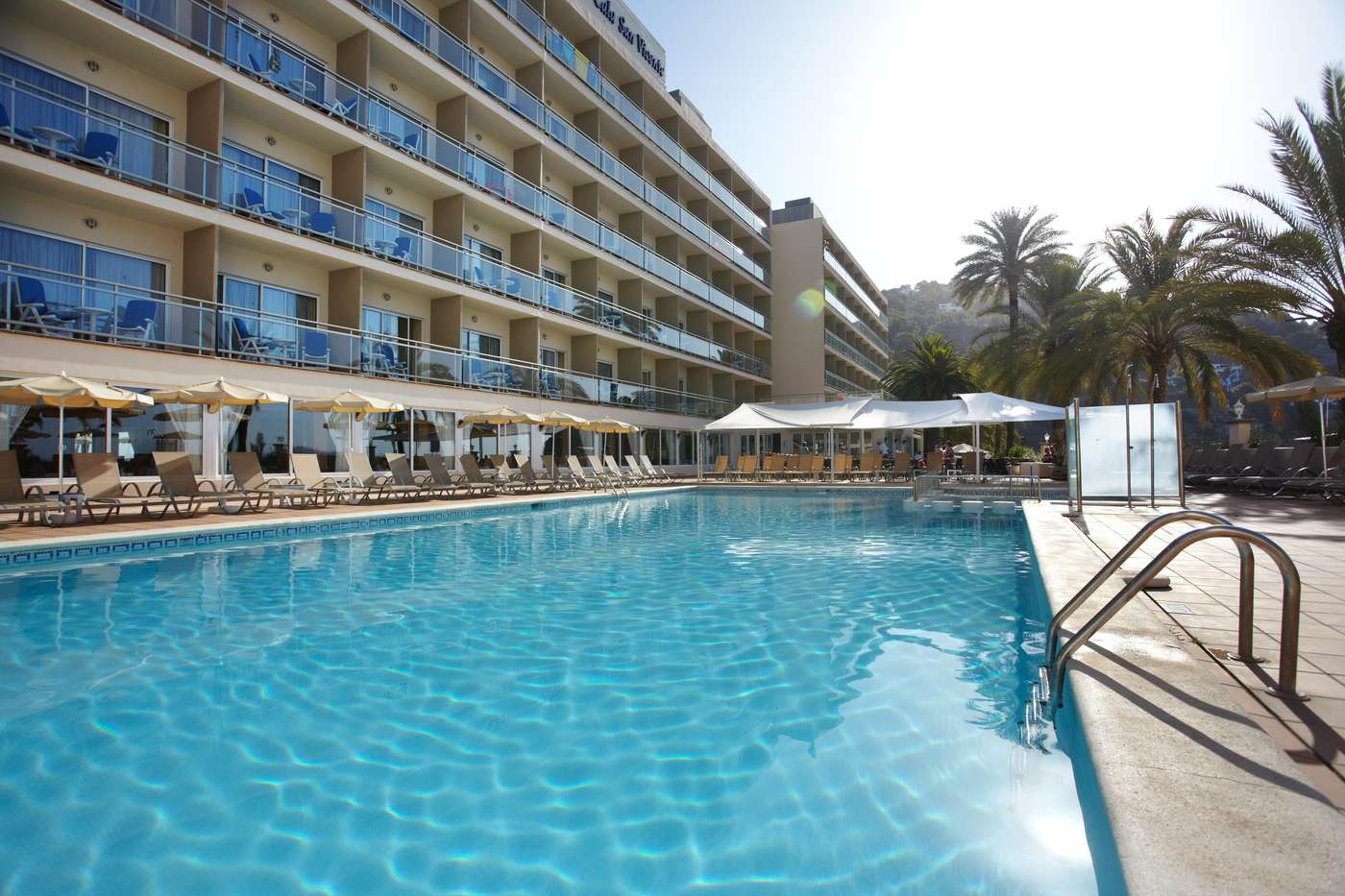 Grupotel-Cala-San-Vicente-Pool-1