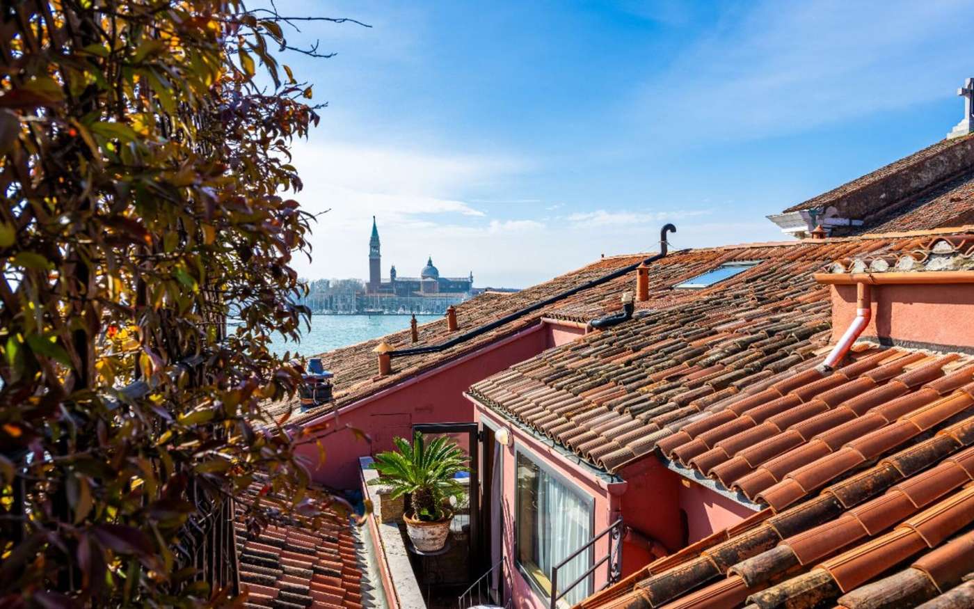 Metropole-Venice-Room-1