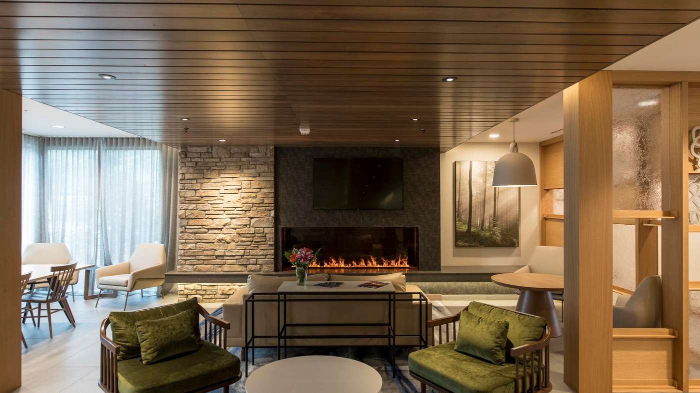 Fairfield Inn & Suites Philadelphia Valley Forge-United States-BERWYN-Lobby-10