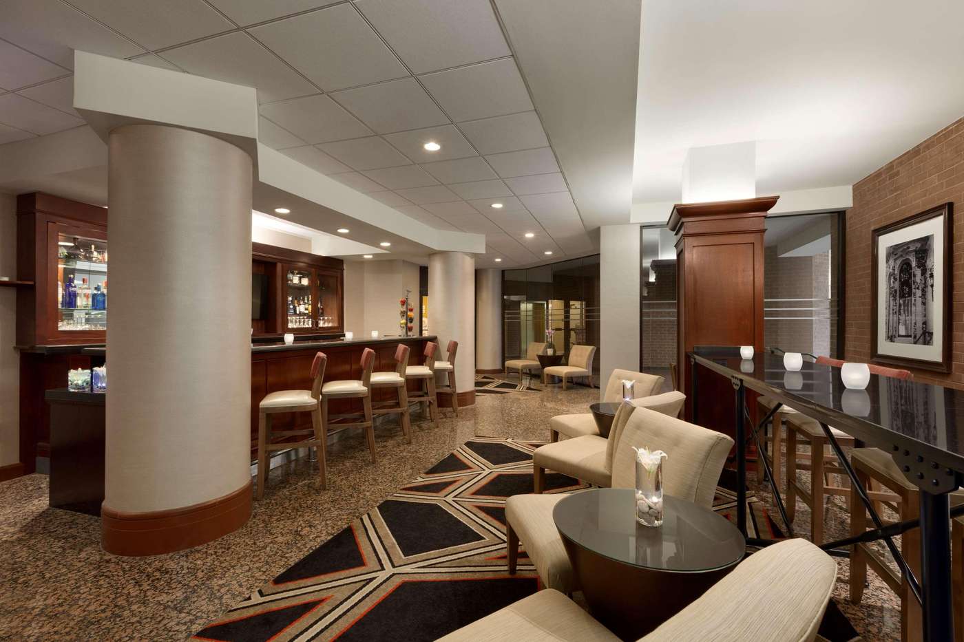 Hilton Arlington - United States - ARLINGTON - Bar - 0