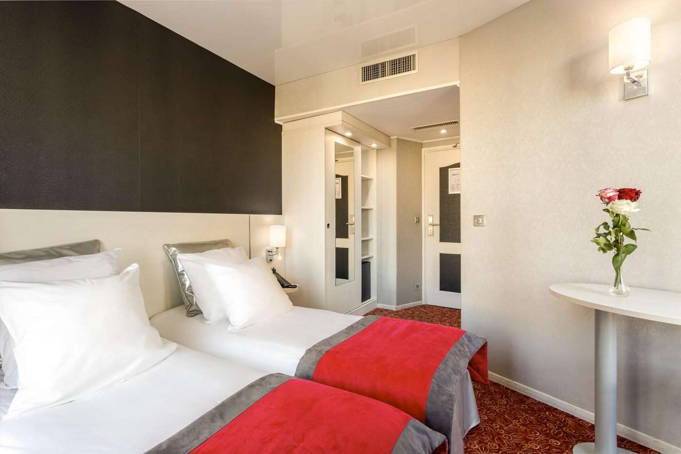 Berkeley-Hotel-Room-1