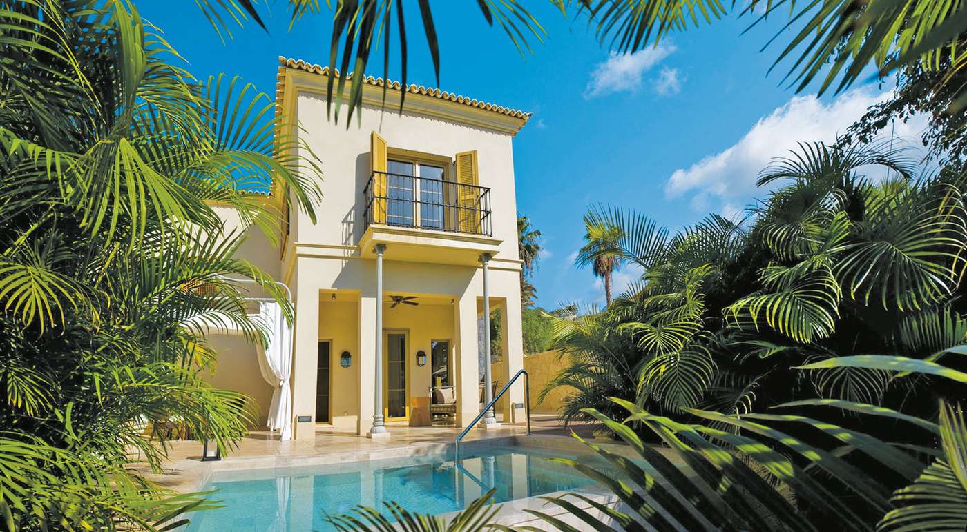 A Las Villas Bahia del Duque hotel