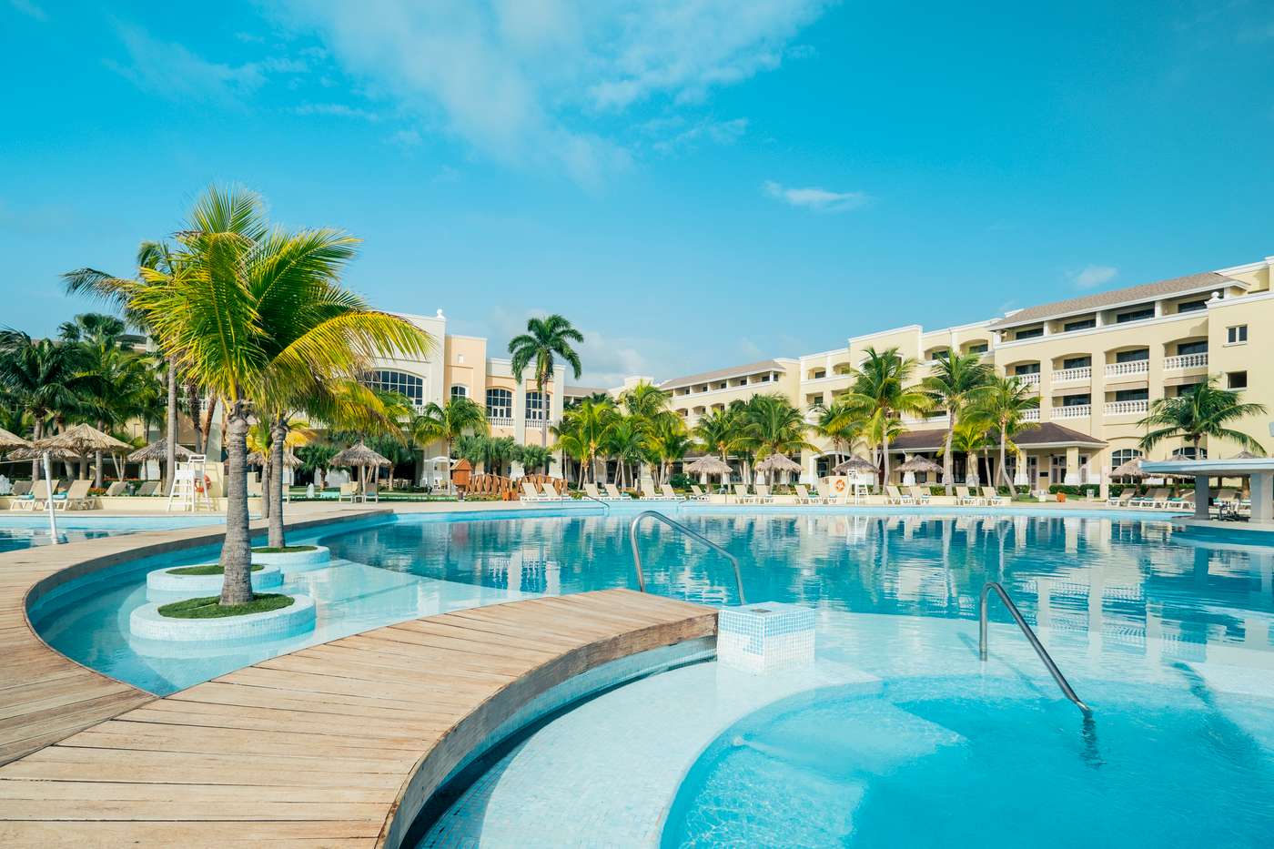 A Iberostar Waves Rose Hall Beach hotel