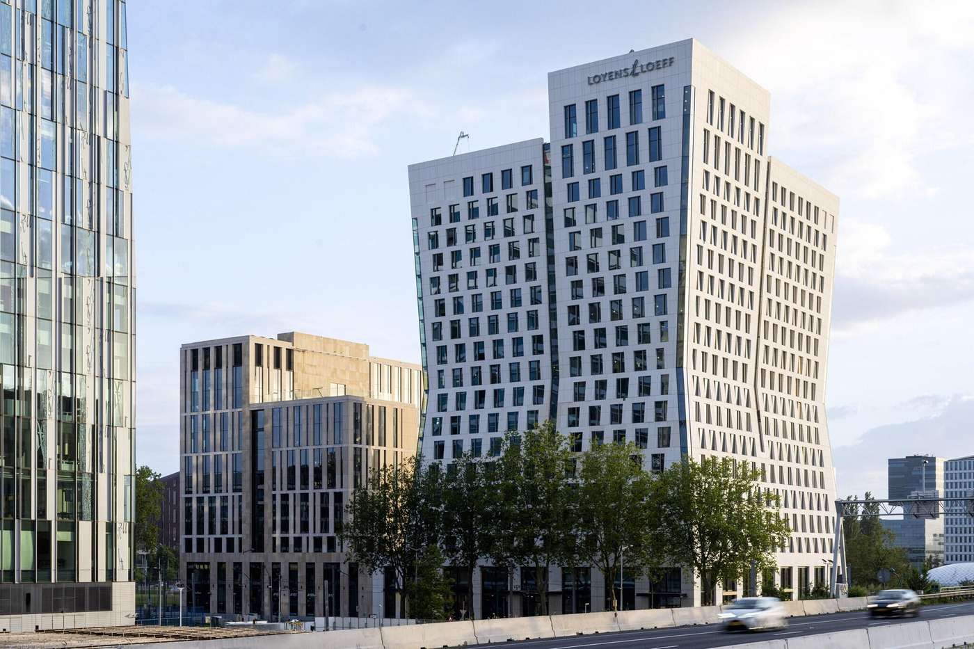 Premier-Suites-Plus-Amsterdam-General-view-1