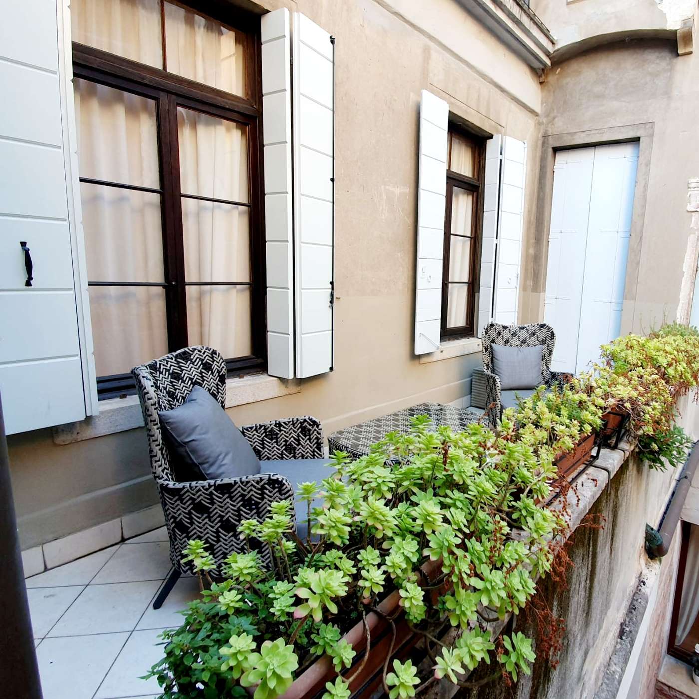Corte-dei-Greci-Room-1