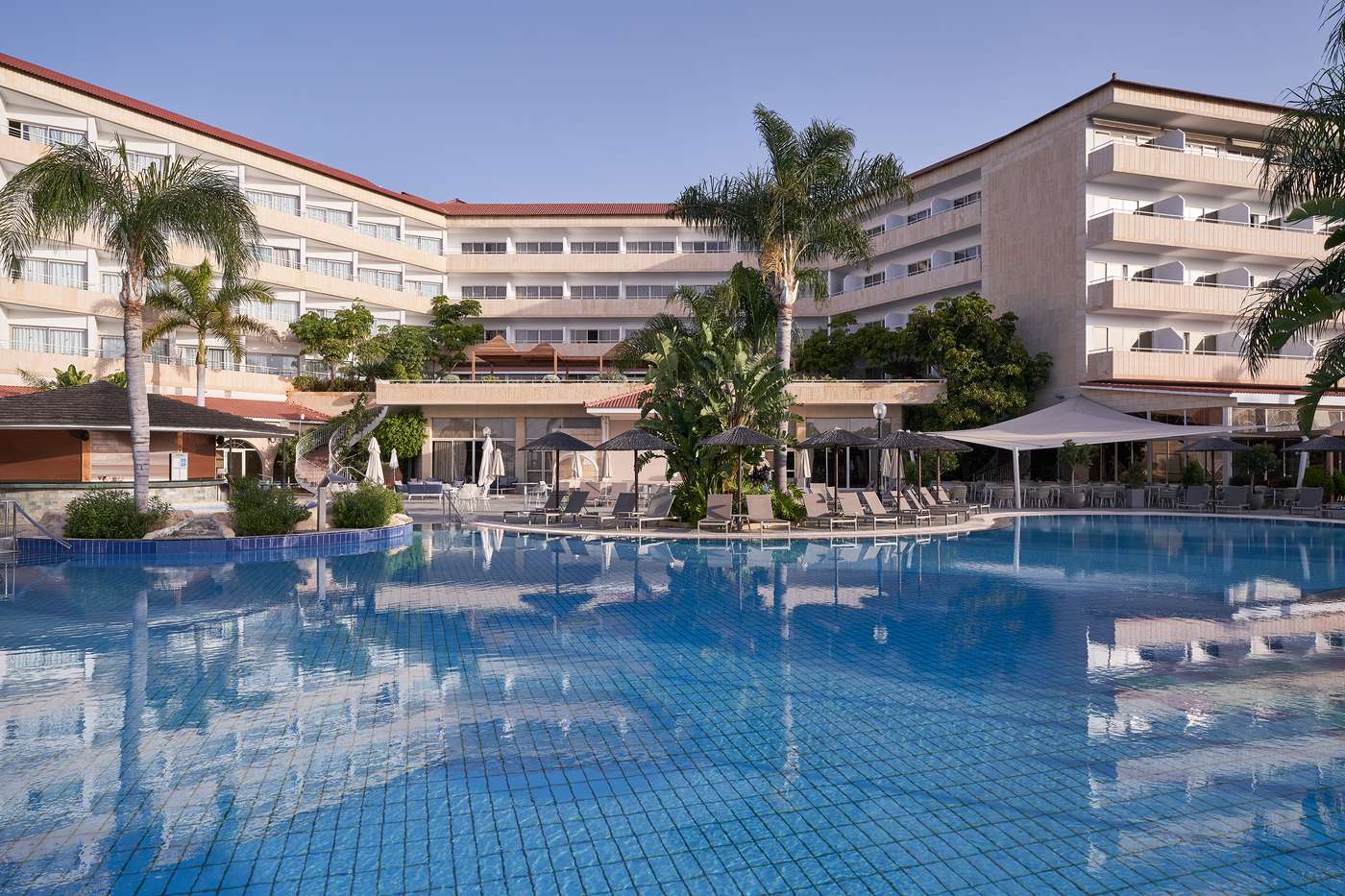 A Atlantica Bay hotel