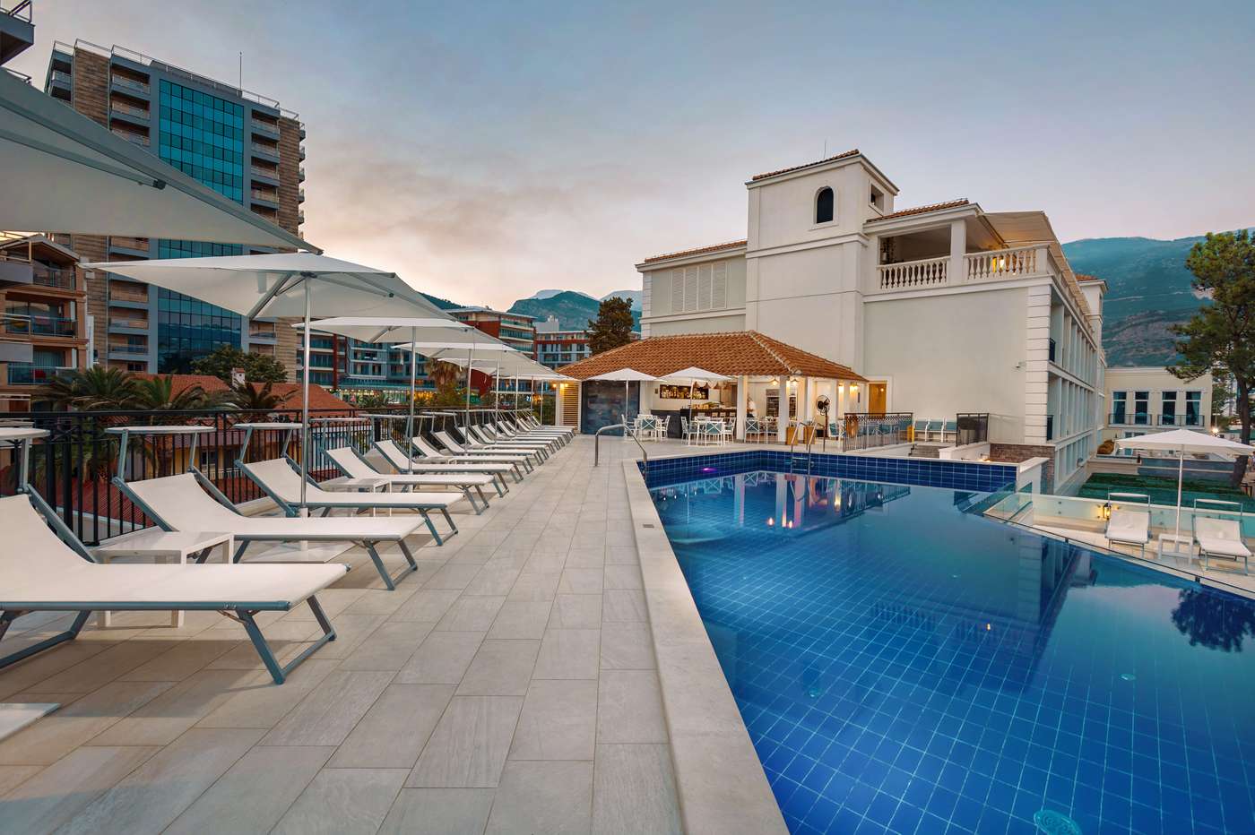 Hotel-Budva-Pool-1