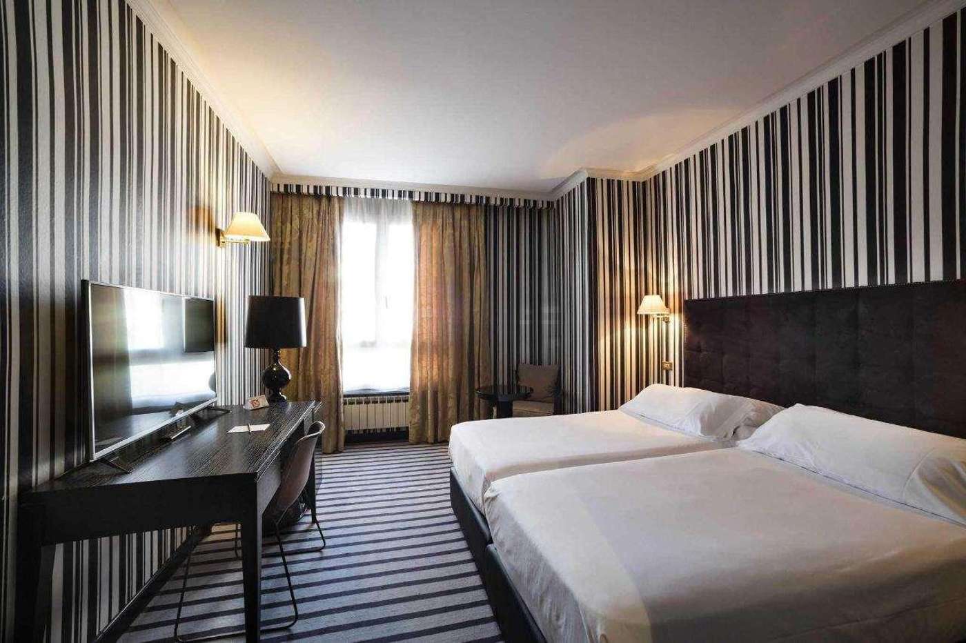 Hotel Clarín-Spain-OVIEDO-Room-10