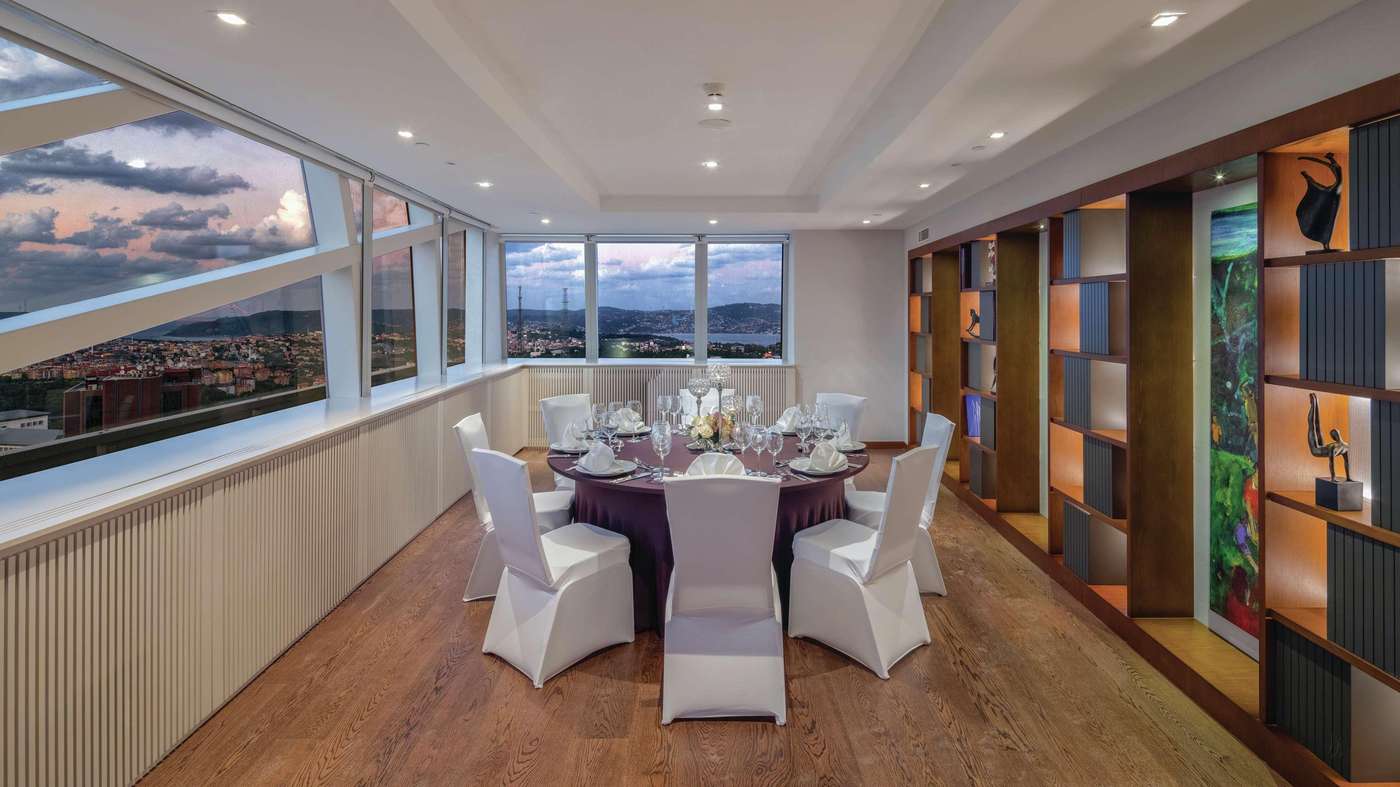 Hilton-Istanbul-Maslak-Restaurant-1
