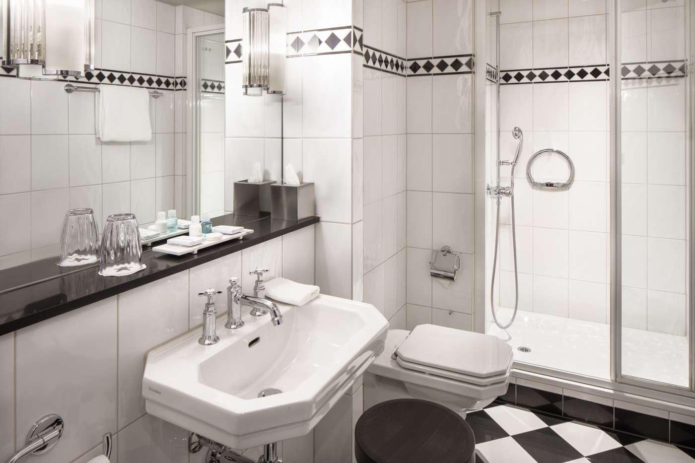 Hotel Victoria-Switzerland-Basel-Room-5