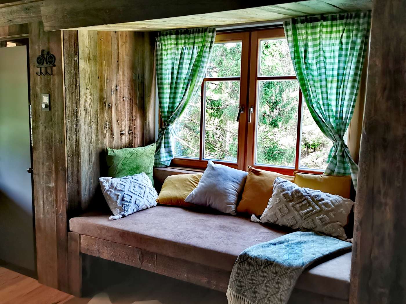 Ribno Alpine Hotel-Slovenia-BLED-Room-9