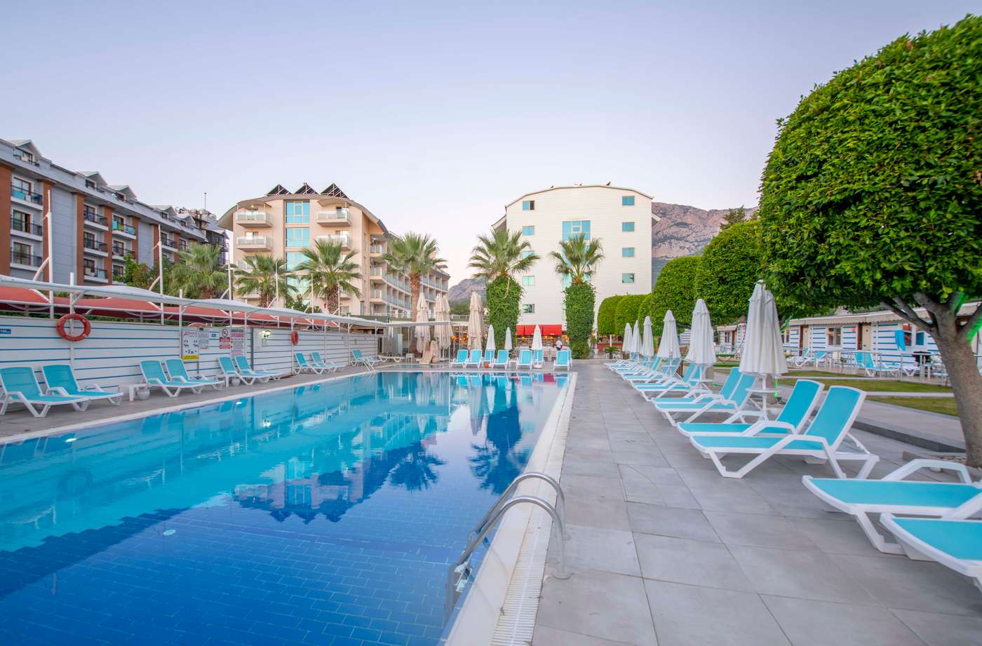 A Armas Beach Hotel hotel