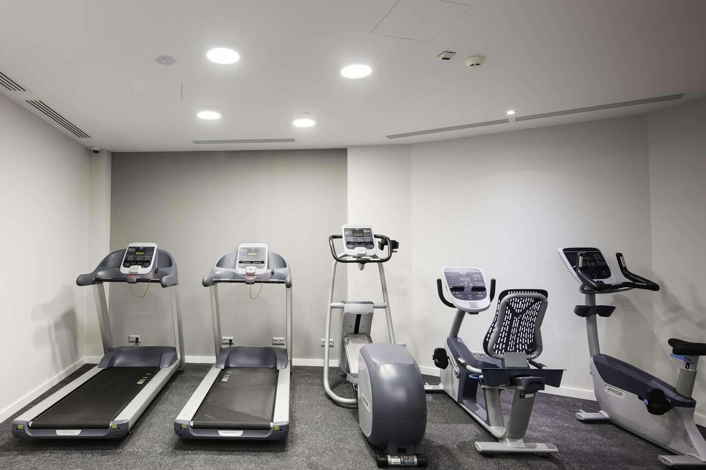 Hilton Garden Inn Bucharest Old Town - Romania - BUCHAREST - Sports and Entertainment - 0