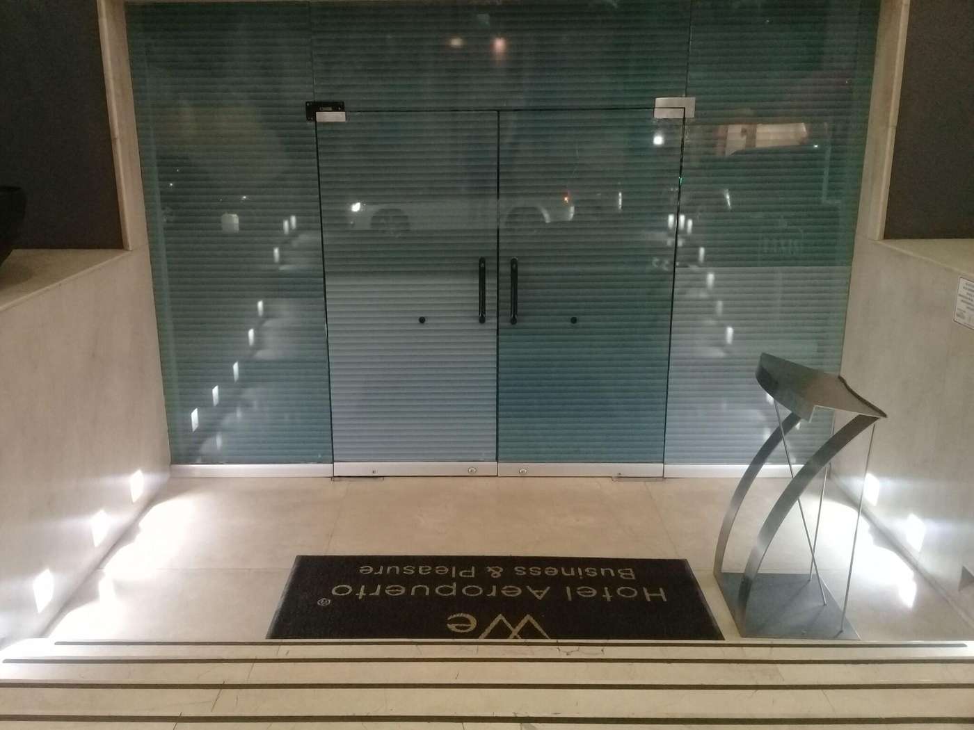 We Hotel Aeropuerto-Mexico-Ciudad De Mexico-Lobby-4