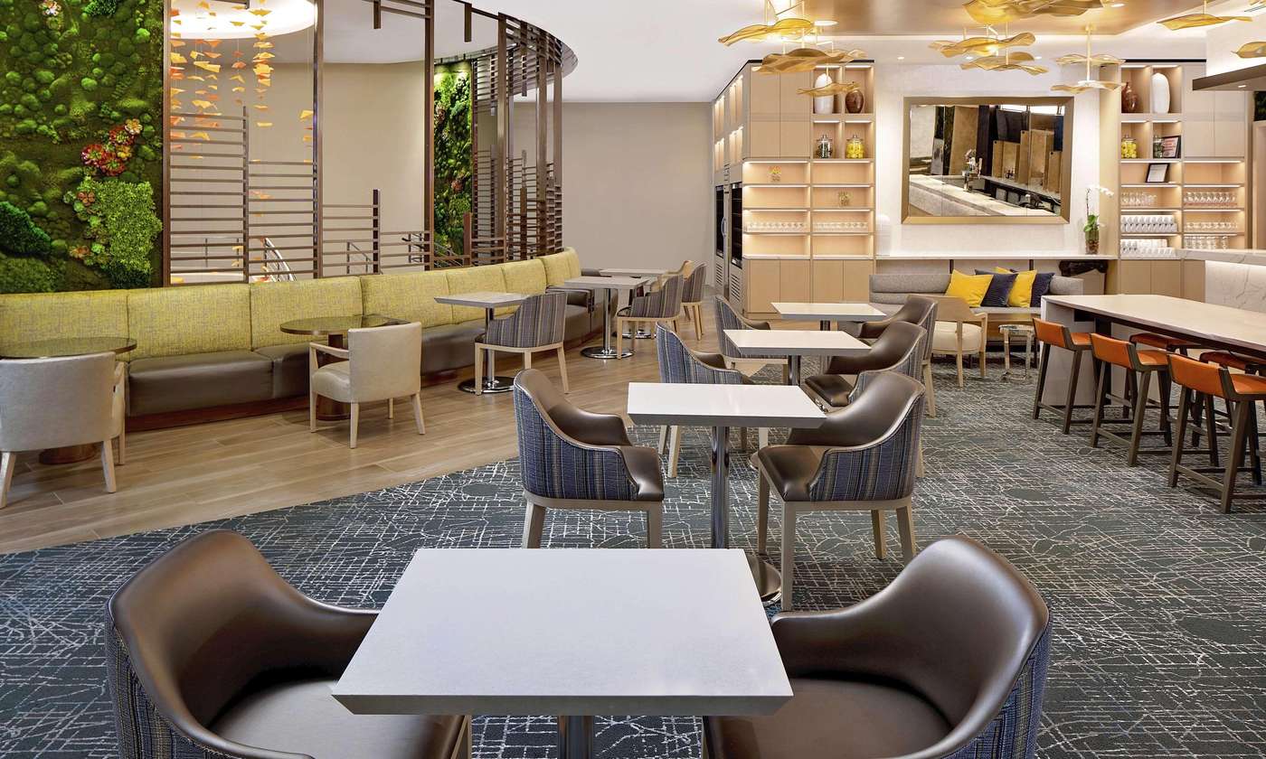 Hilton Grand Vacations Club Chicago Magnificent M - United States - Chicago - Restaurant - 0