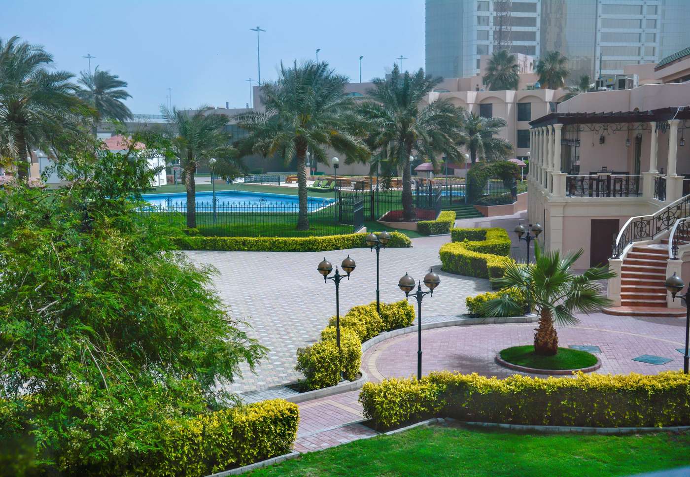 Crowne Plaza Manama (Bahrain)-Bahrain-Manama-General view-7