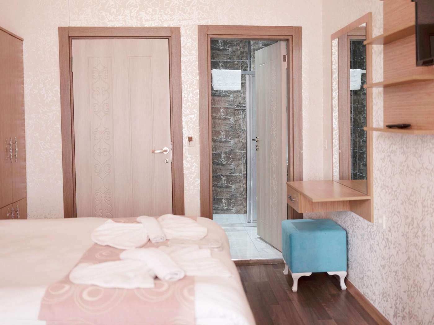 Megaron Hotel-Turkey-Istanbul-Room-4