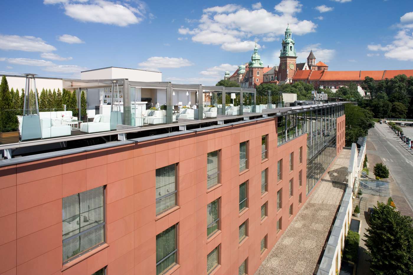 Sheraton-Grand-Krakow-Terrace-1