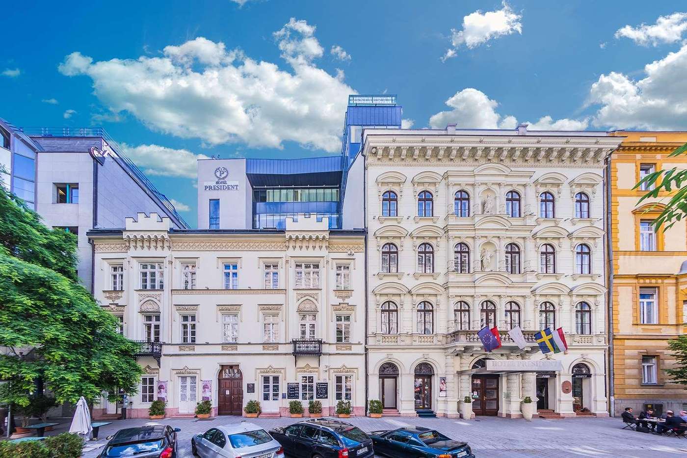 President-General-view-1