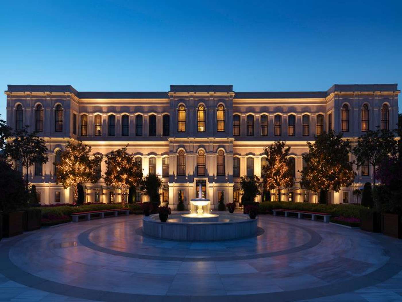 A Four Seasons at the Bosphorus hotel