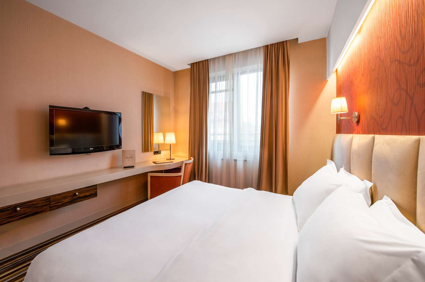 Crystal Hotel-Serbia-BELGRADE-Room-4