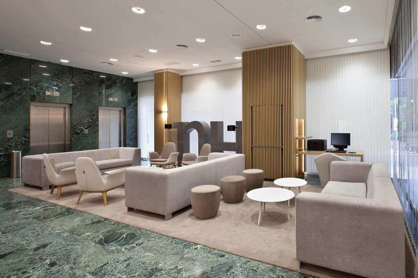 NH-Madrid-Ventas-Lobby-1