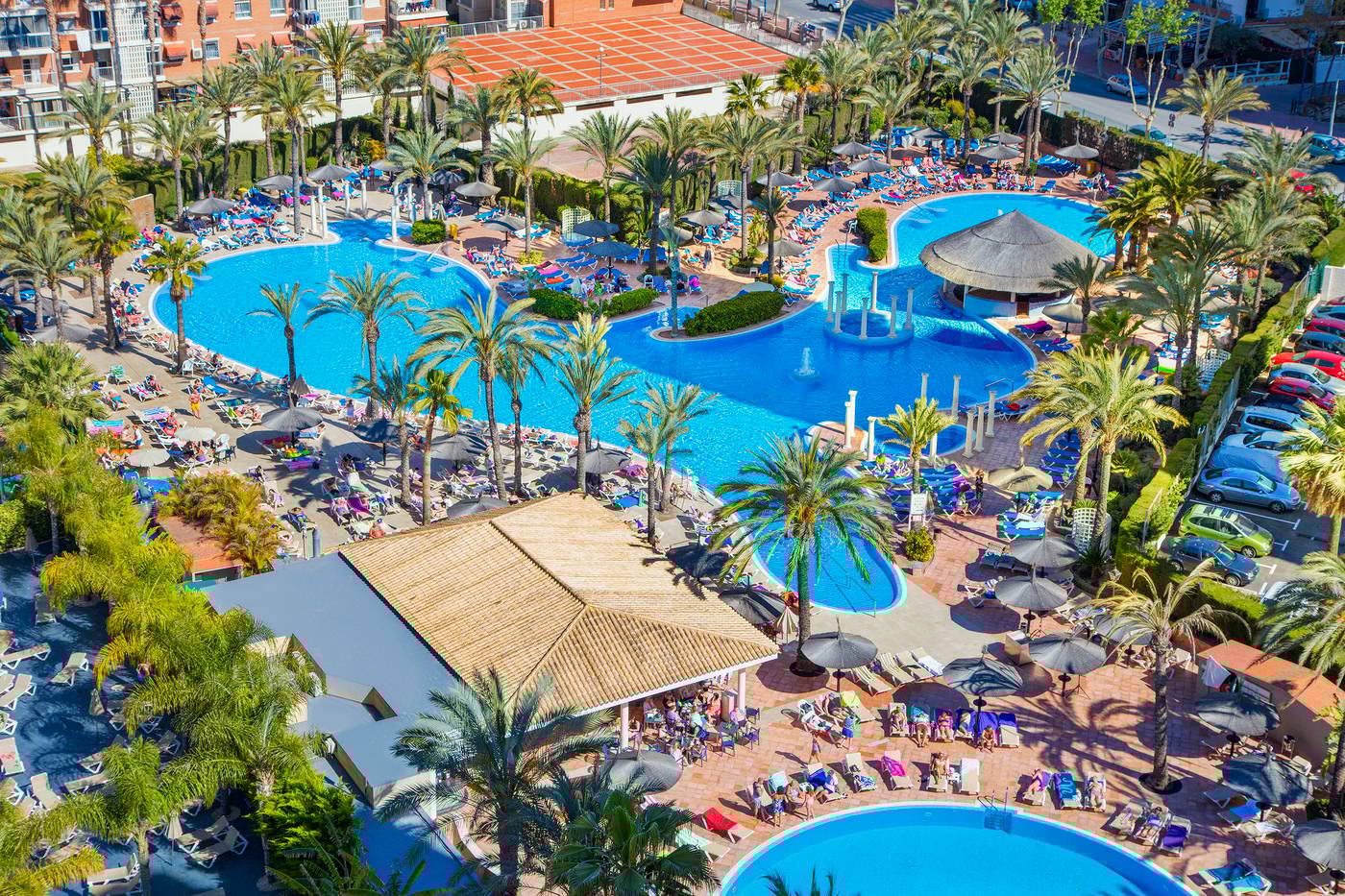 Sol Pelicanos Ocas, Spain