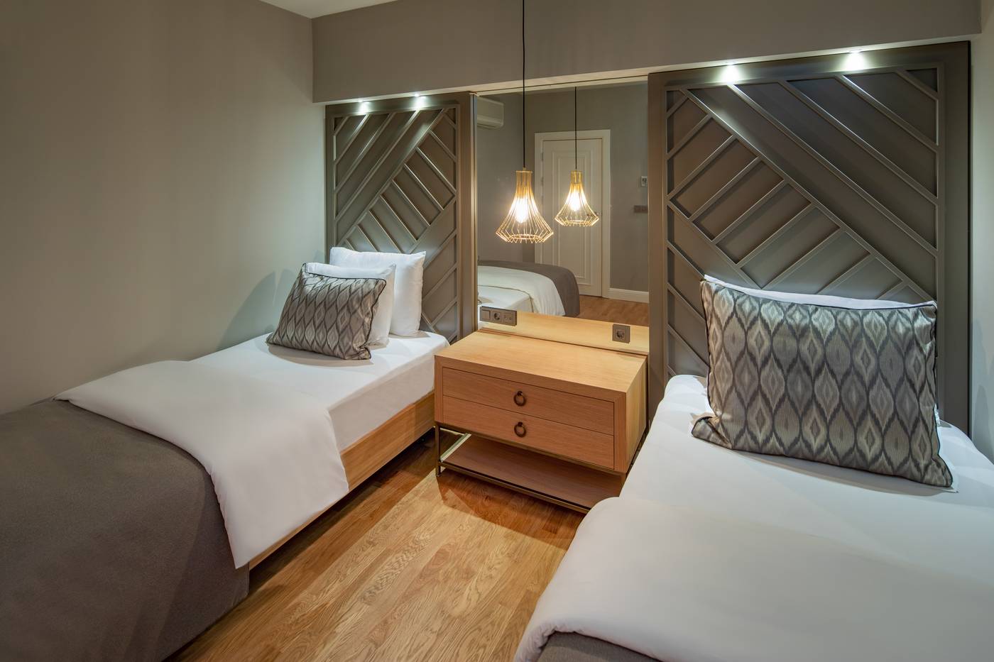 Barut-Hemera-Room-35