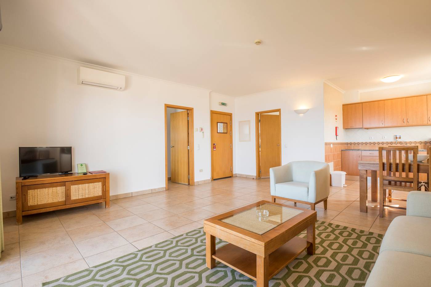 Clube-Porto-Mos-Room-57