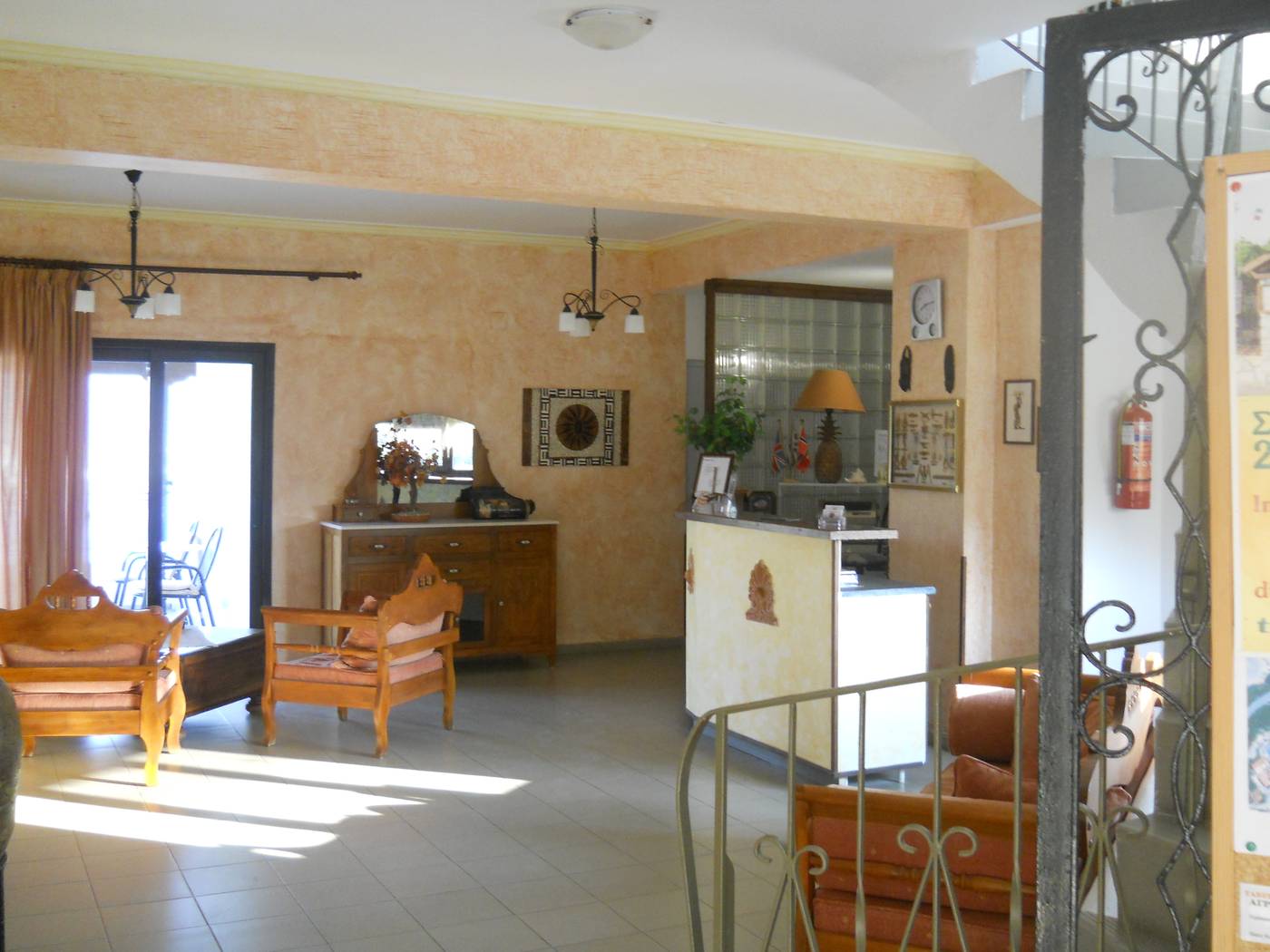 Hotel-Oceanis-Poros-Lobby-31