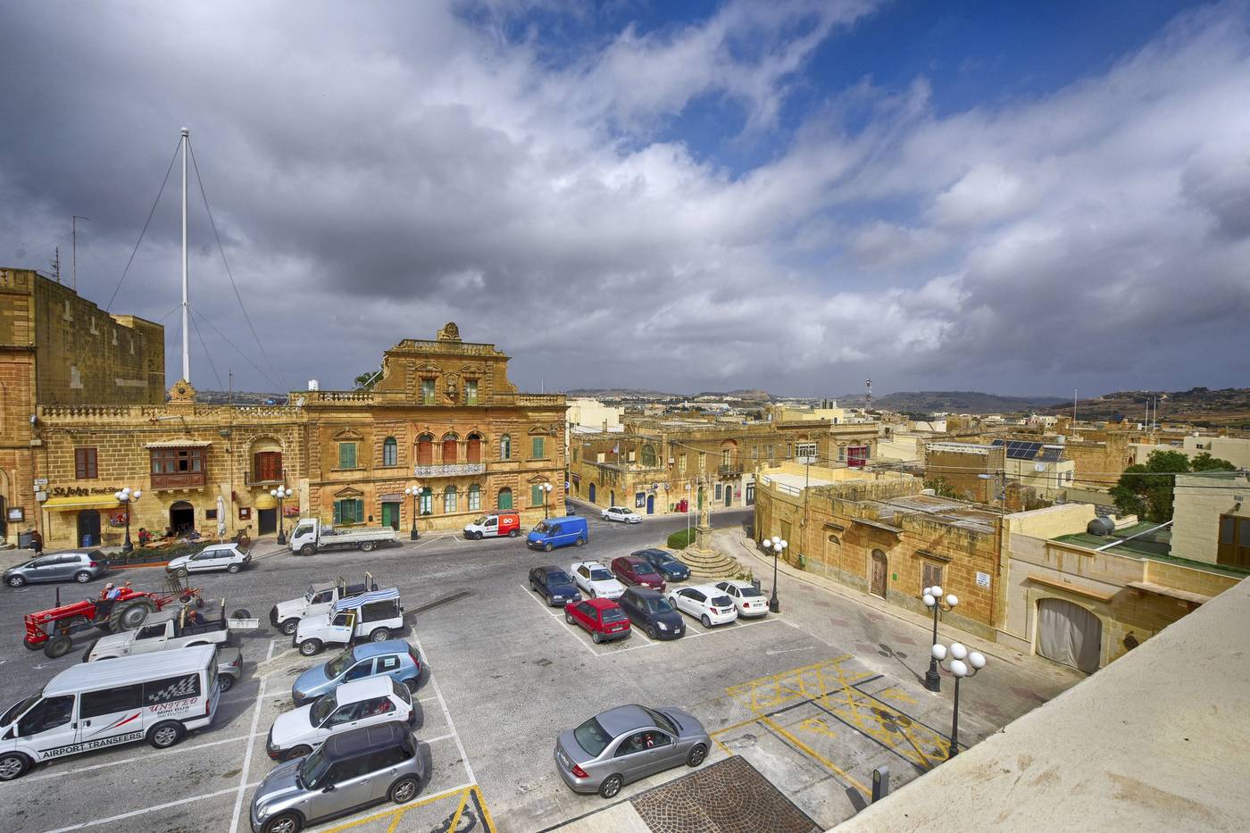 Quaint-Boutique-Hotel-Xewkija-Room-1