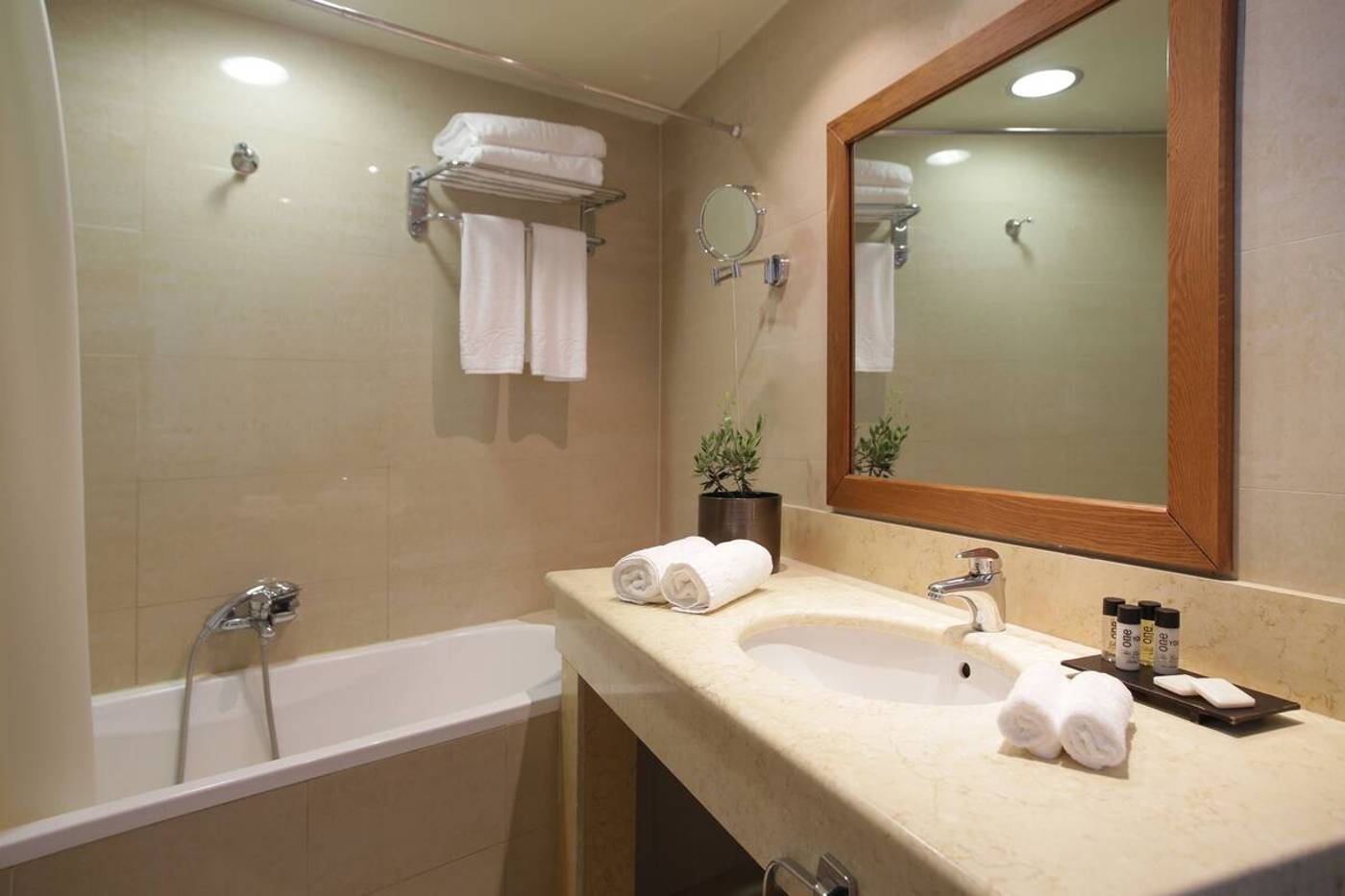 Sithonia---Porto-Carras-Grand-Resort-Room-60