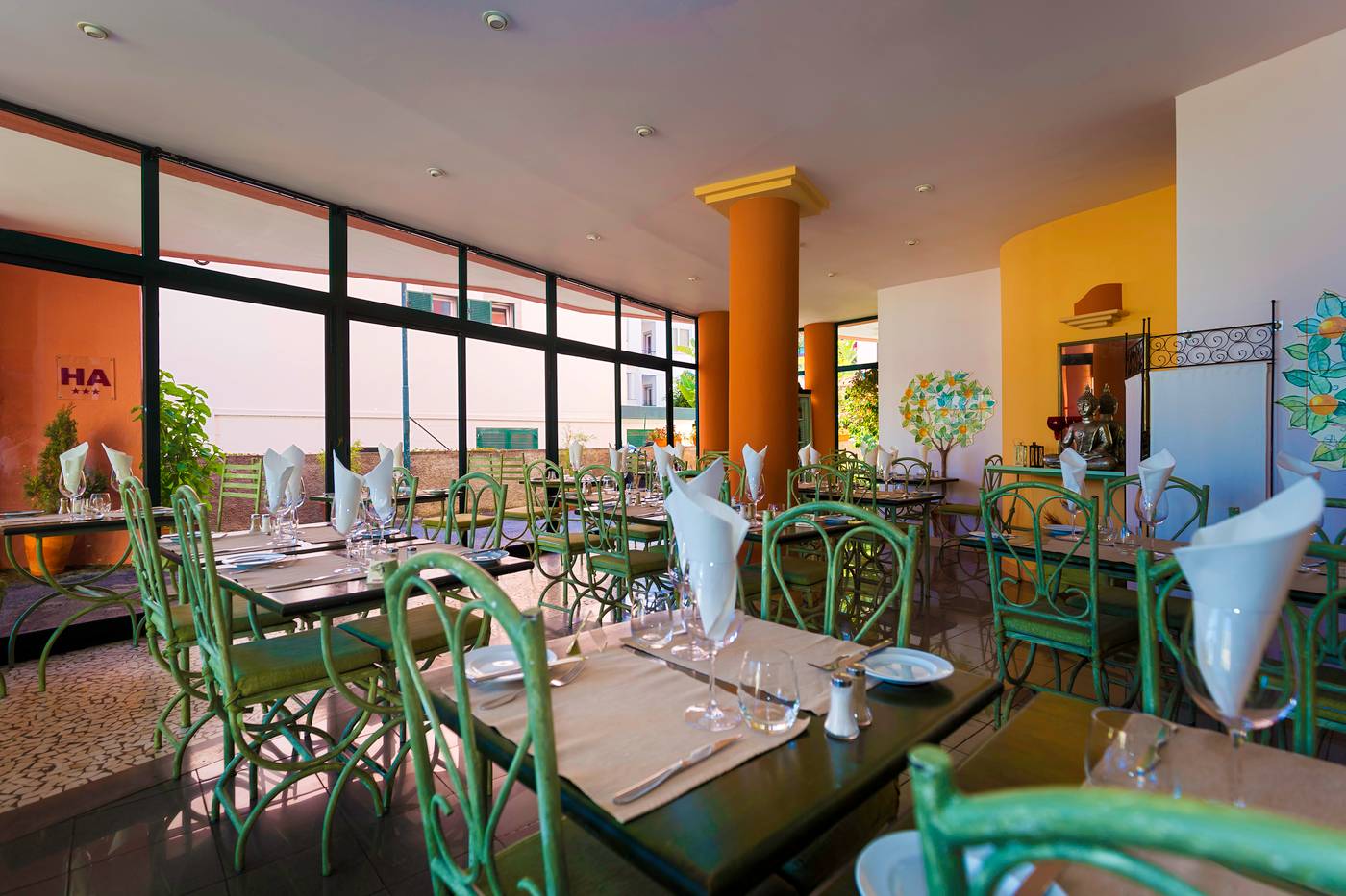 Imperatriz-Aparthotel-Restaurant-22