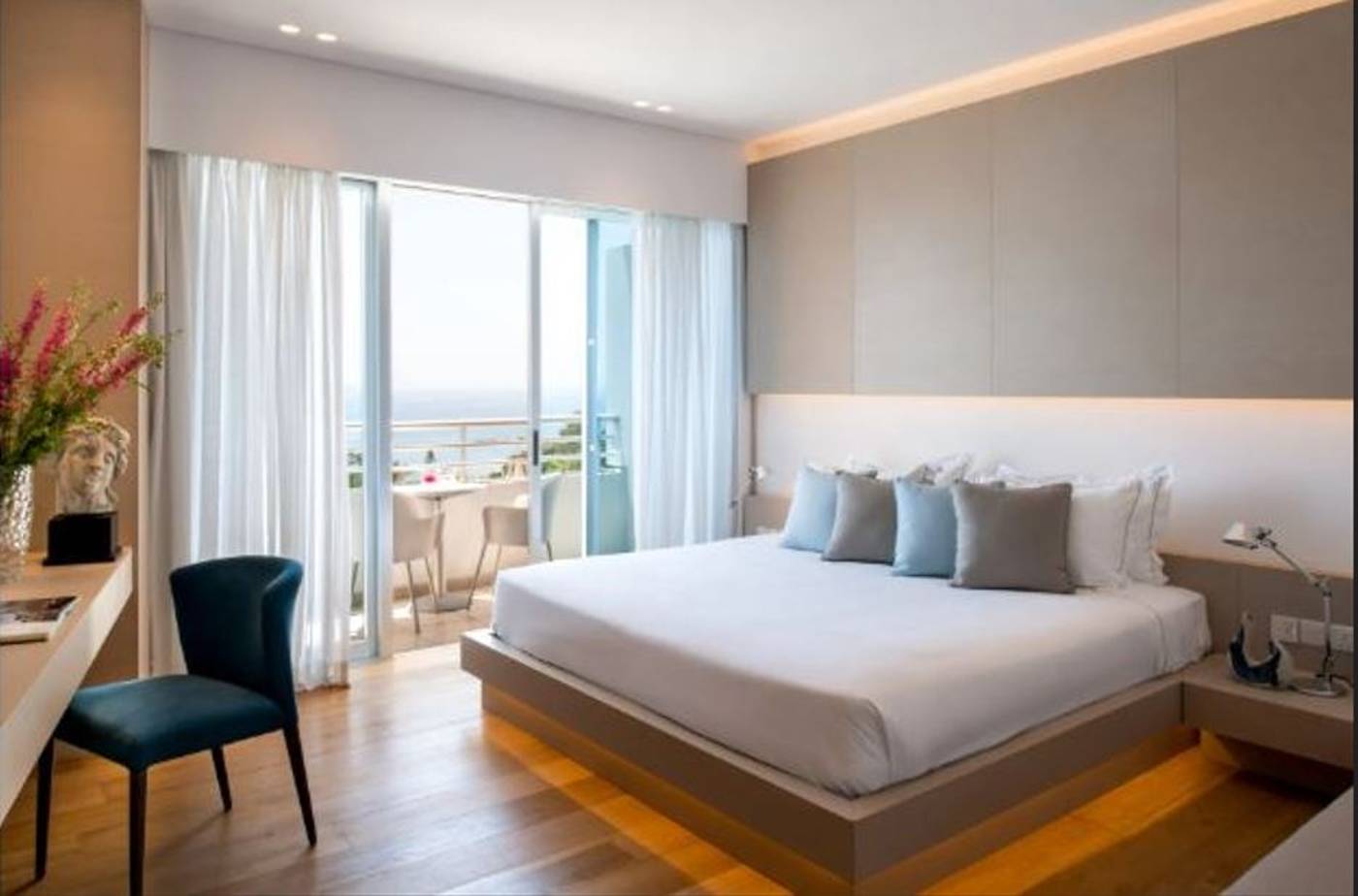 Mediterranean-Beach-Room-20