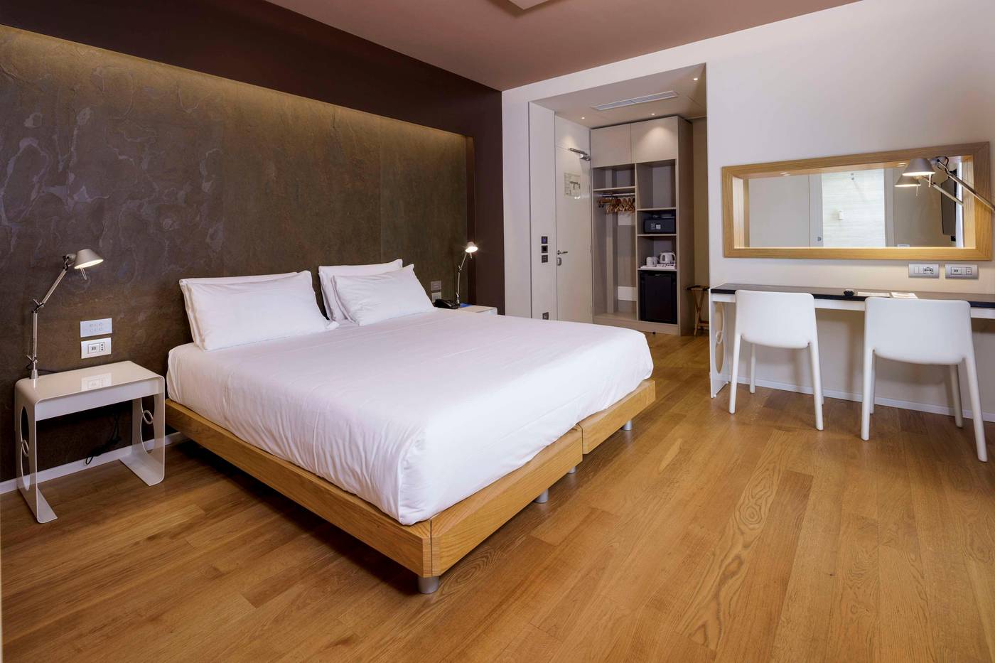 Best-Western-Plus-Hotel-Bologna-Room-26