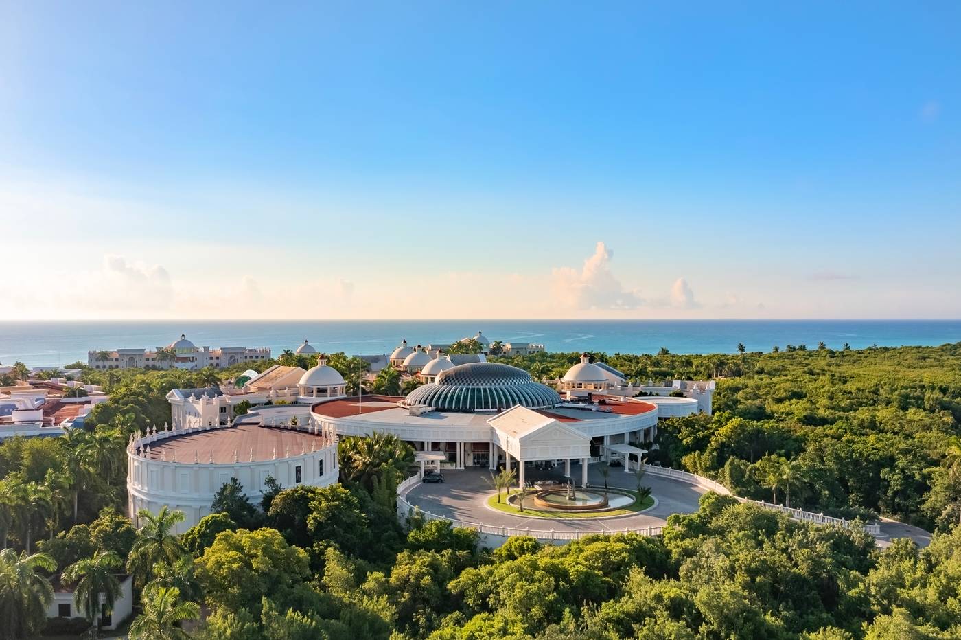 Iberostar-Grand-Paraiso-All-Inclusive-General-view-15