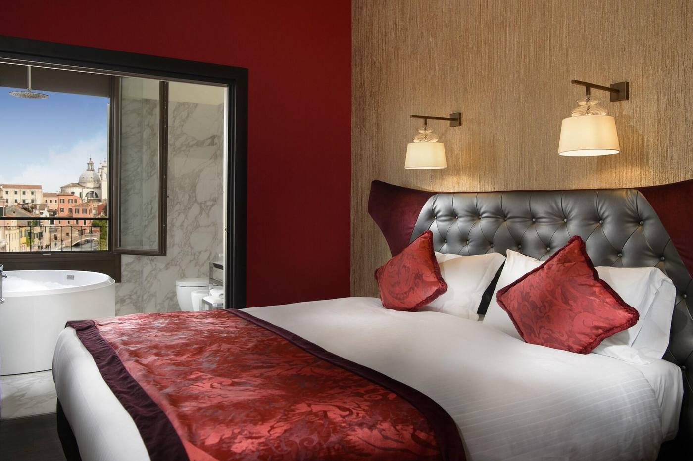 Palazzo-Veneziano-Room-31