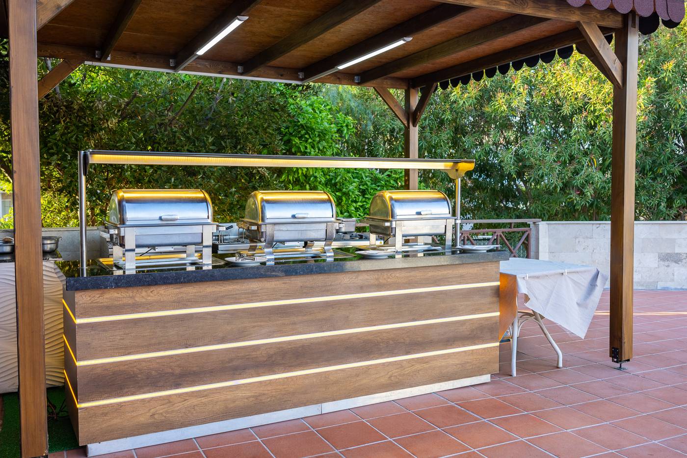 Sentinus-Hotel-Restaurant-10