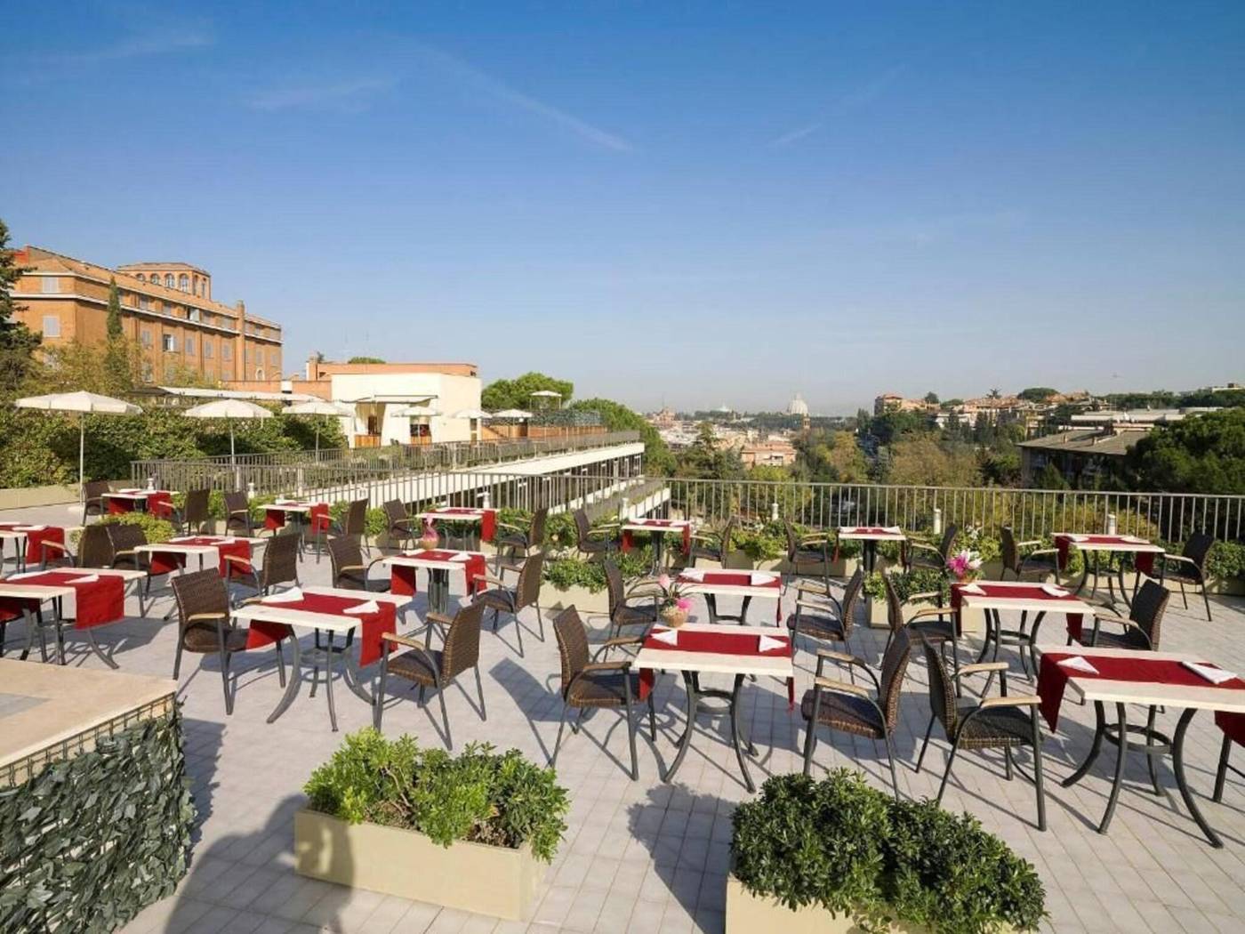 Cardinal-Hotel-St-Peter-Rome-Restaurant-48