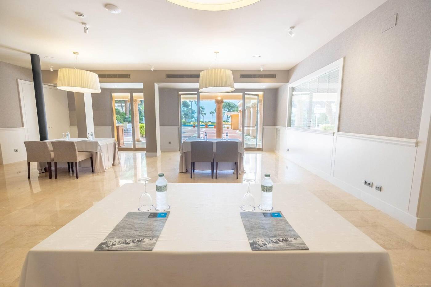 S-Agaro-Conferences-45