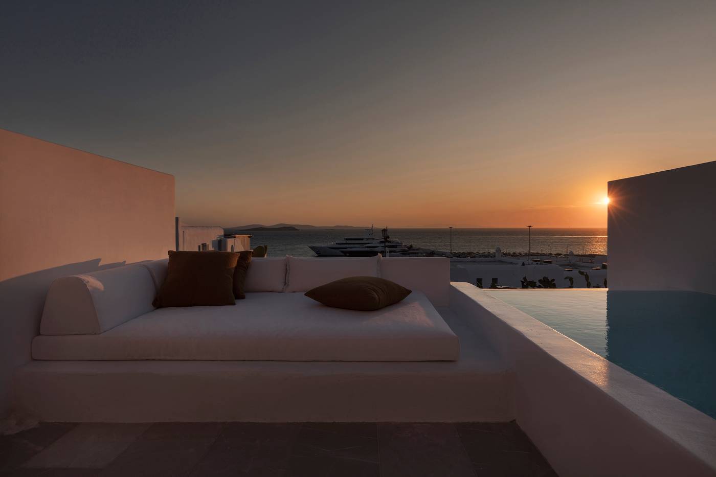 Porto-Mykonos-Hotel-General-view-8