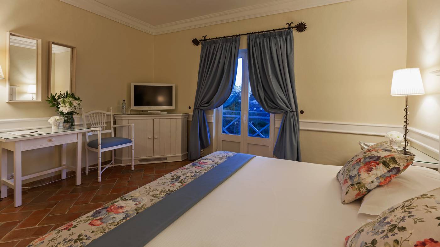 M-AR-De-AR-Muralhas-Room-12