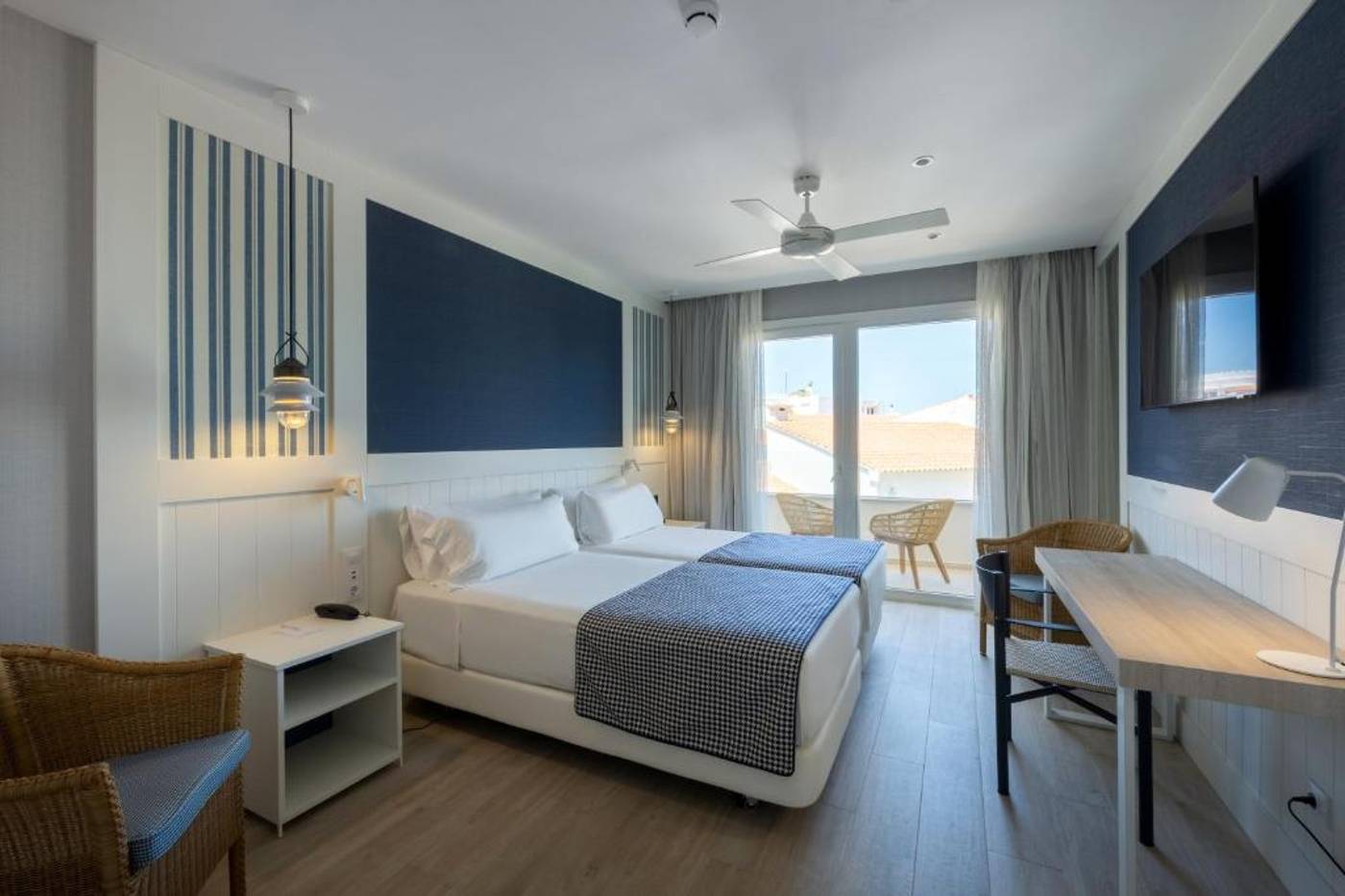 Catalonia-Mirador-des-Port-Room-27