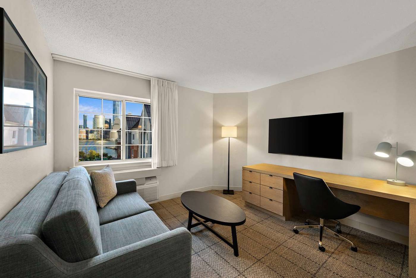 Sonesta-Simply-Suites-Jersey-City-Room-13