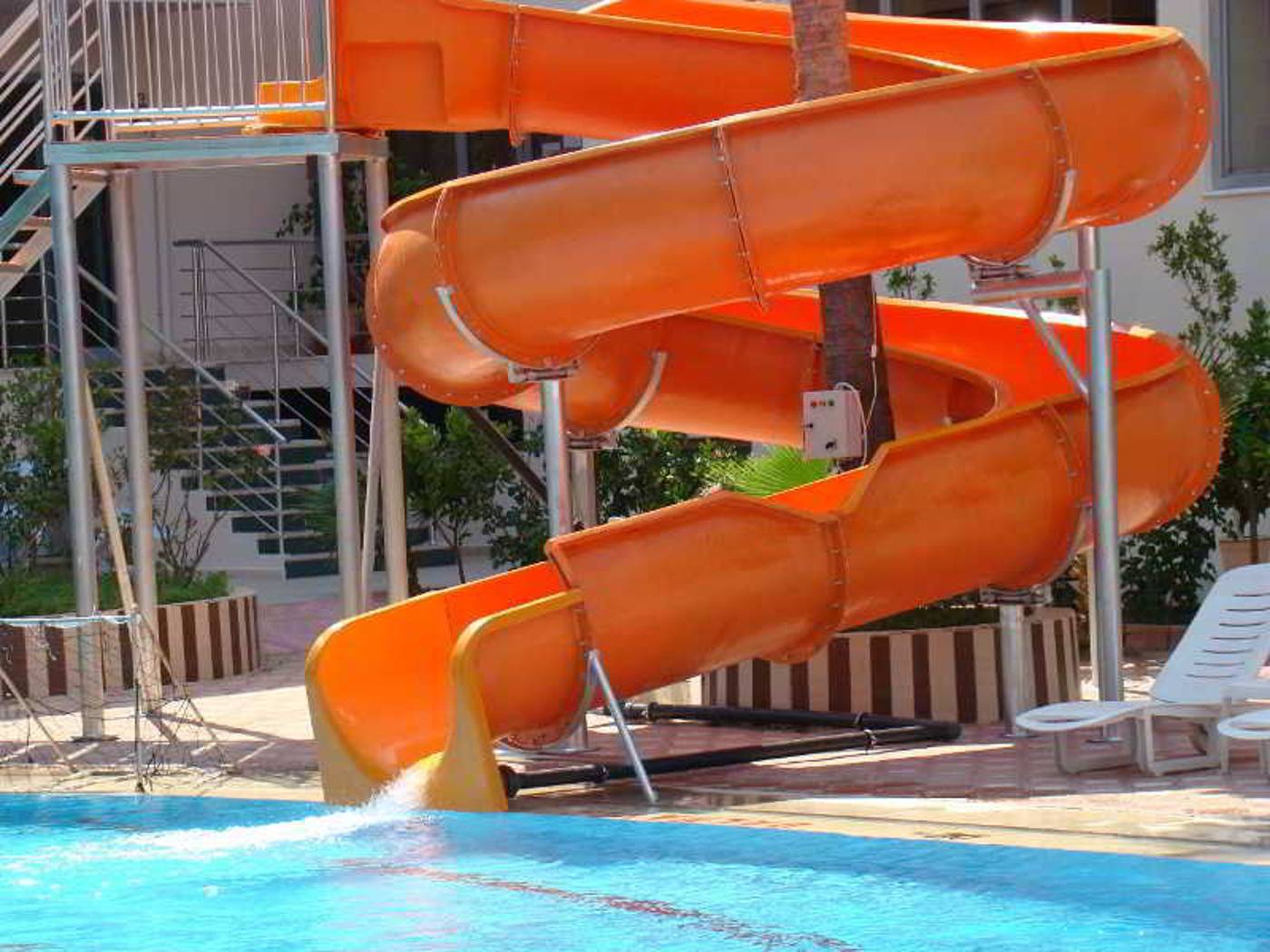 Side-Yesiloz-Hotel-Sports-and-Entertainment-3