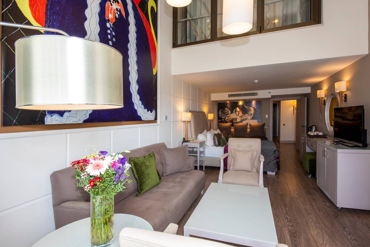 Side-Star-Elegance-Room-29