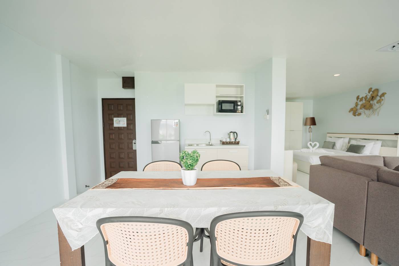 Club-Bamboo-Boutique-Resort---Spa-Room-63